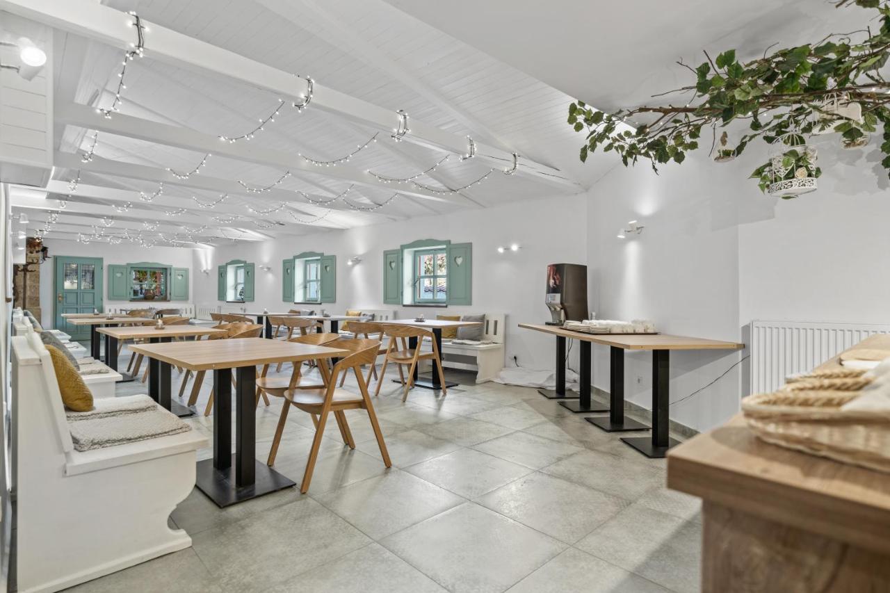 Pension a restaurace Regina Větřní Esterno foto